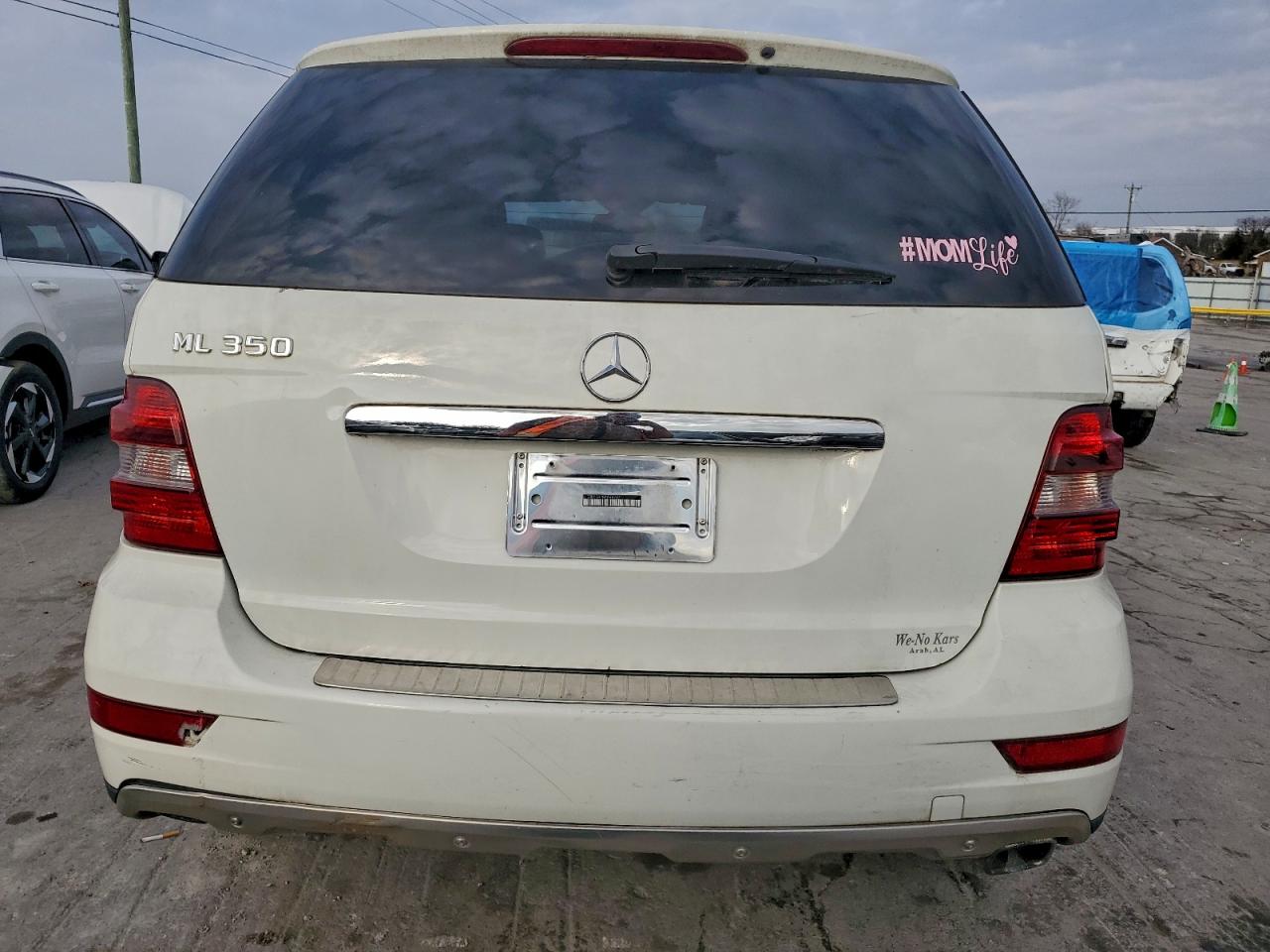 Mercedes-Benz M-Class 350 Image 8