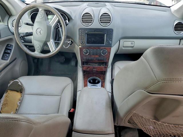 Mercedes-Benz M-Class 350 Image 2