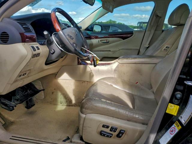 Lexus LS 460 Image 12