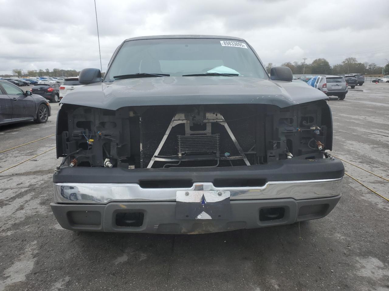 Chevrolet Silverado C1500 Image 3