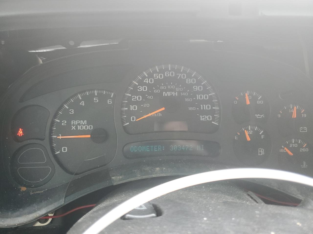 Chevrolet Silverado C1500 Image 6