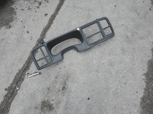 Chevrolet Silverado C1500 Image 11