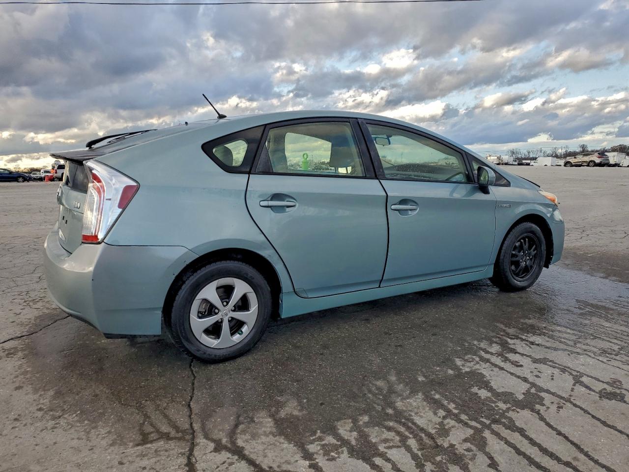 Toyota Prius Image 10