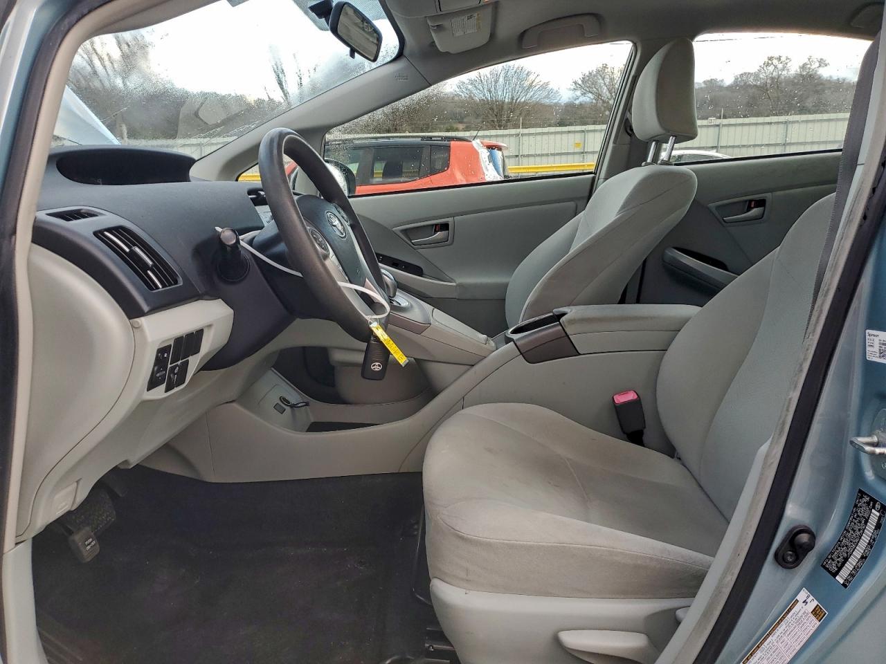 Toyota Prius Image 9