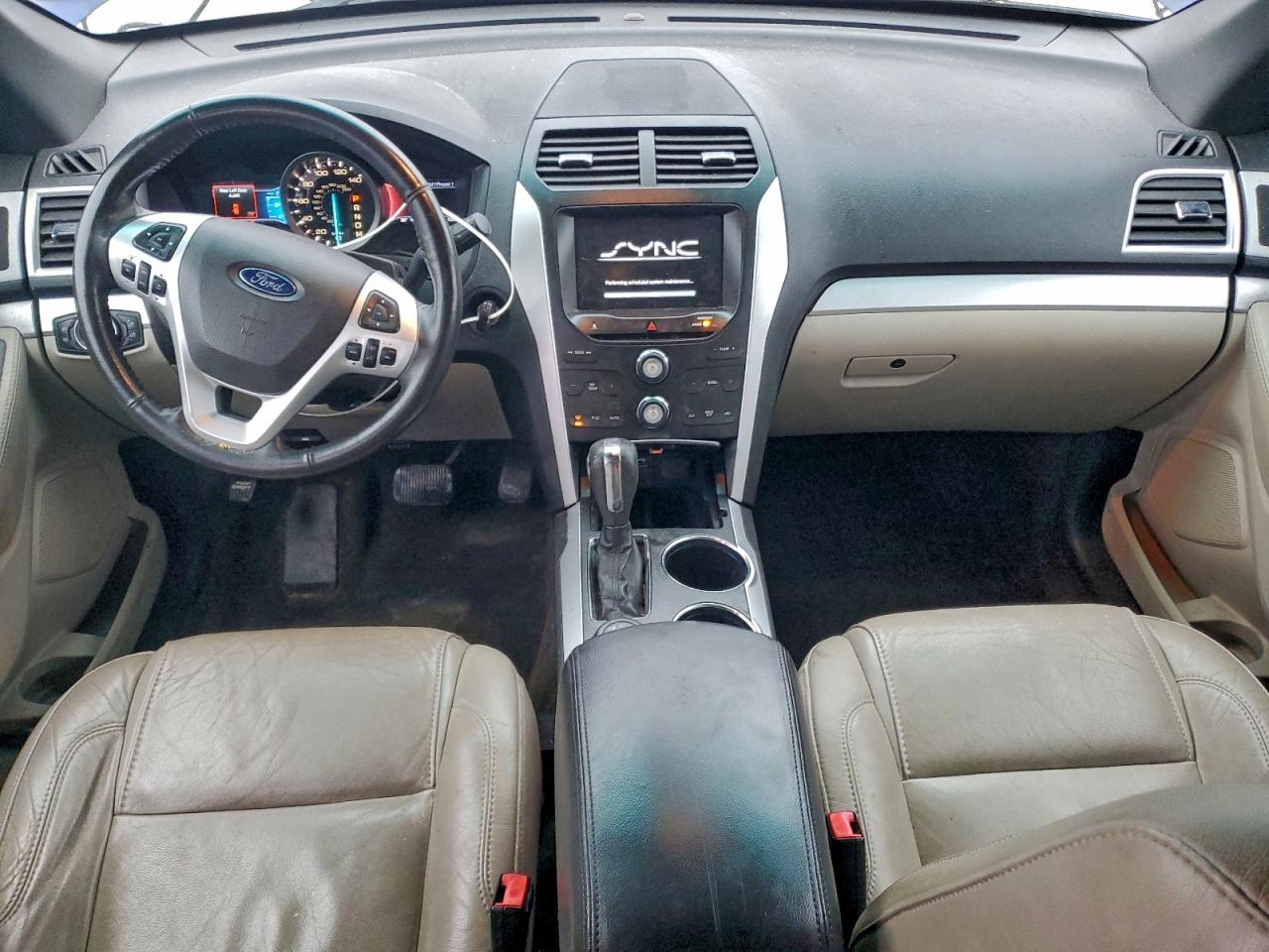 Ford Explorer Xlt Image 5