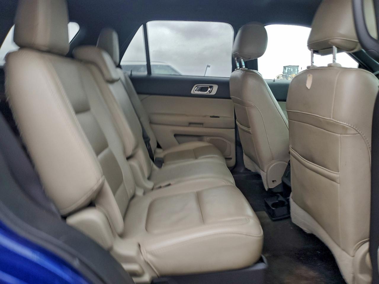 Ford Explorer Xlt Image 11