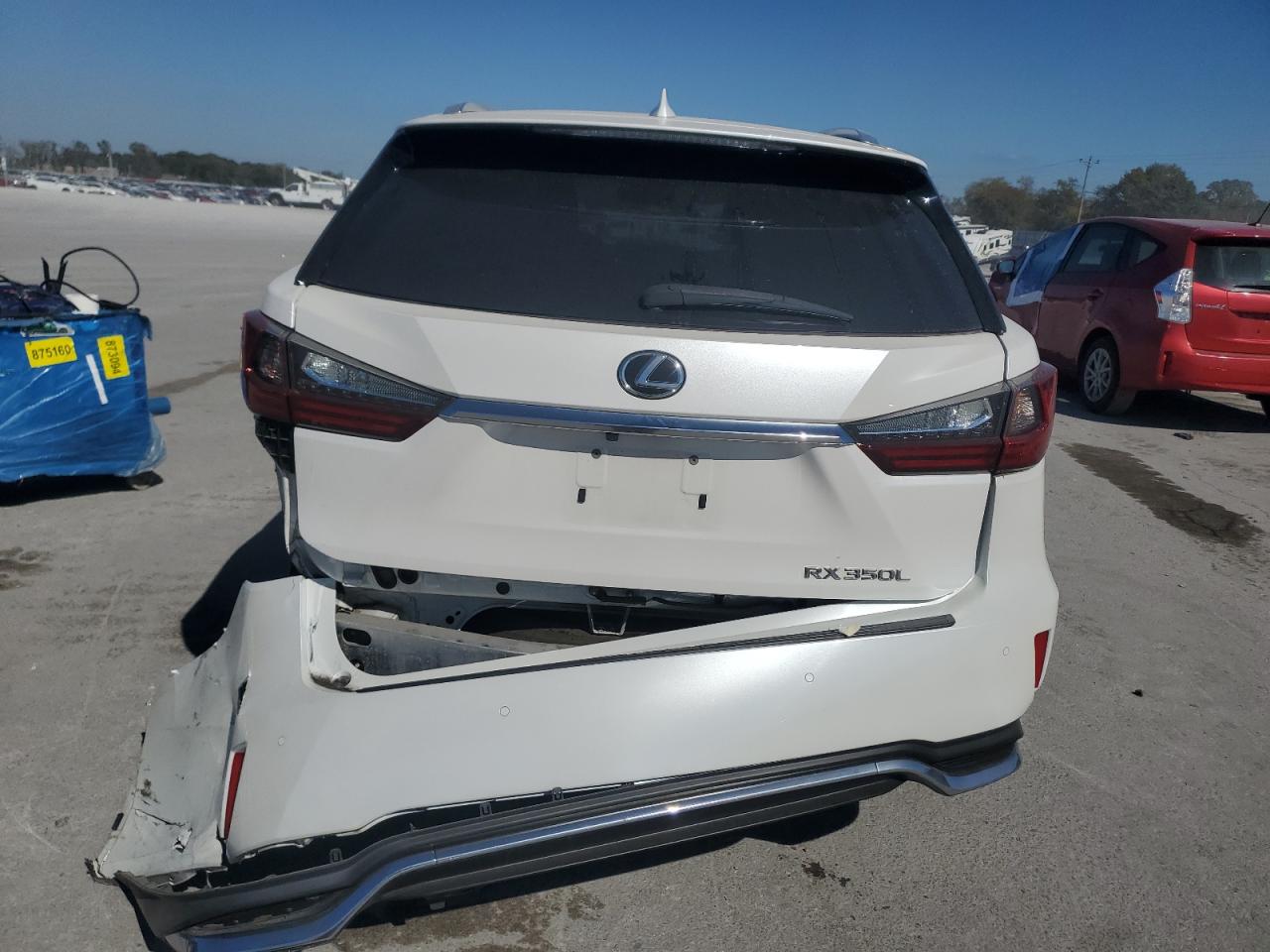 Lexus RX 350 L Image 13