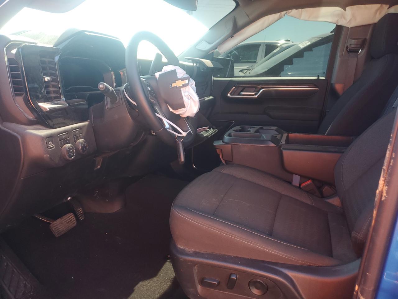 Chevrolet Silverado K1500 Lt Image 4