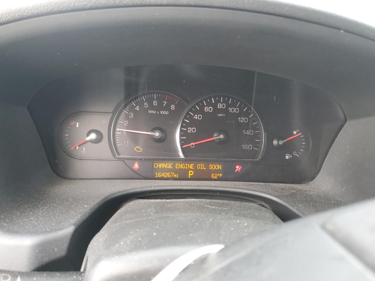 Cadillac STS Image 11