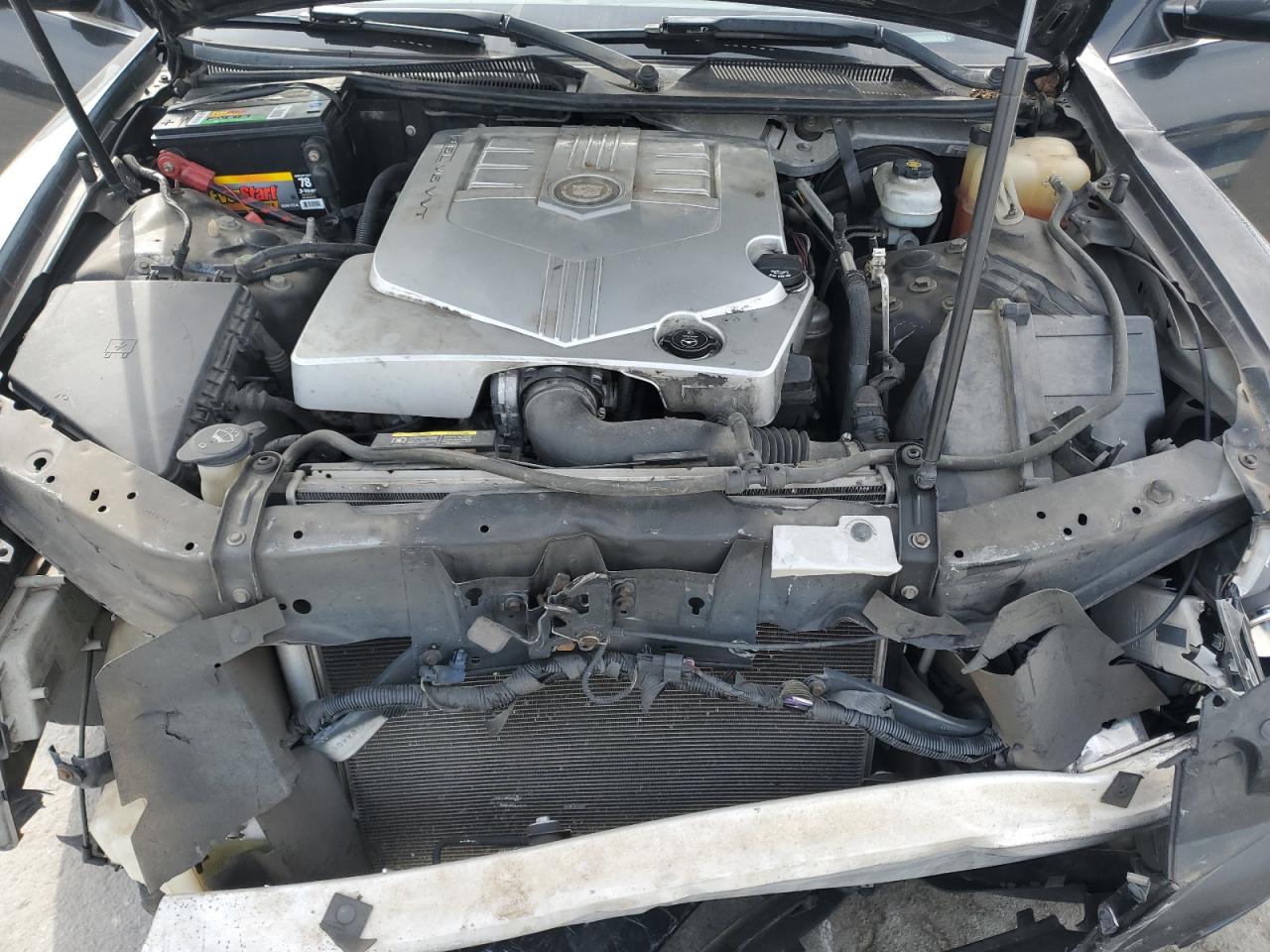 Cadillac STS Image 8