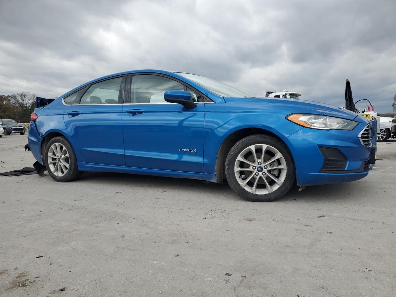 Ford Fusion Se Image 5