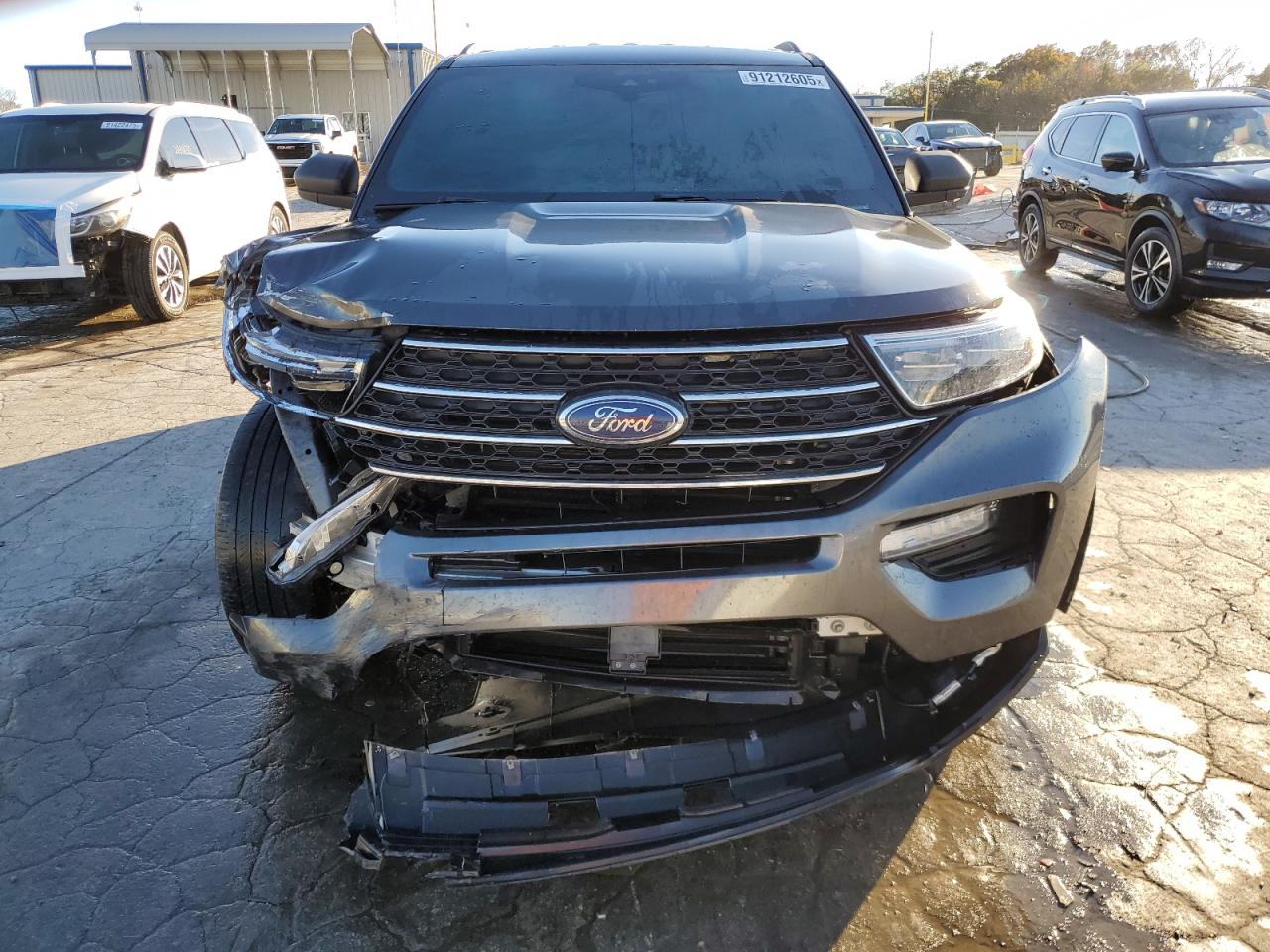 Ford Explorer Xlt Image 7