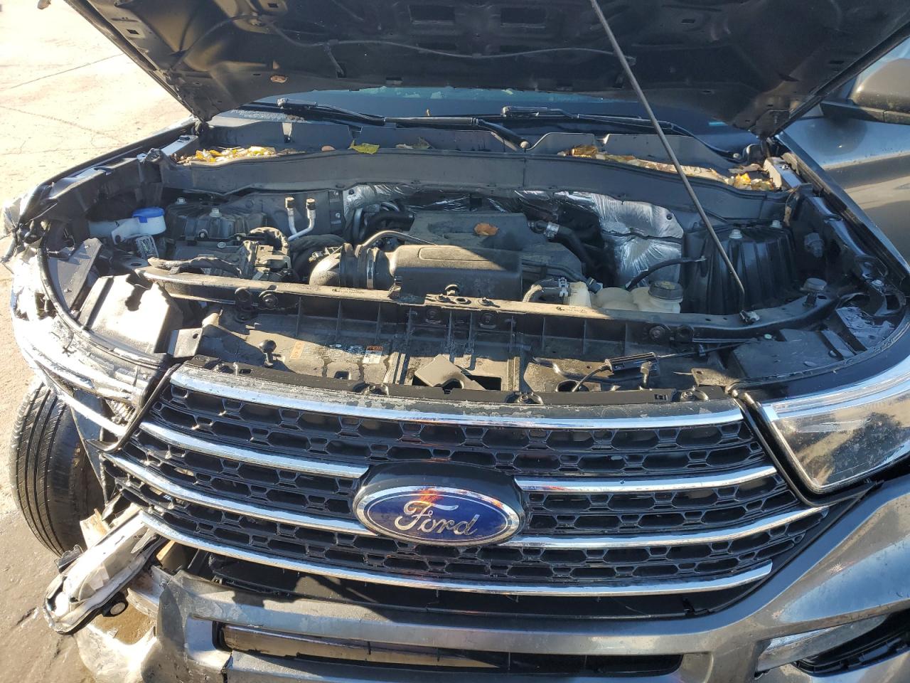 Ford Explorer Xlt Image 10