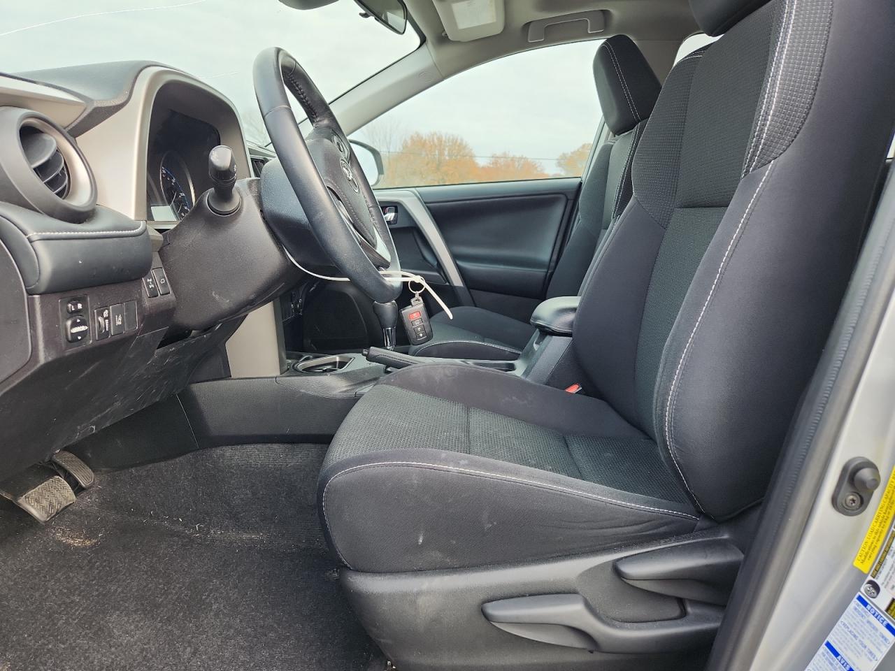 Toyota RAV4 Adventure Image 9