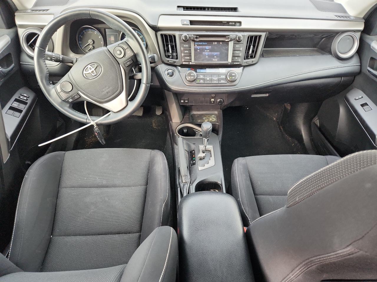 Toyota RAV4 Adventure Image 4