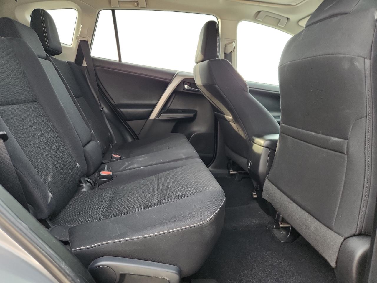 Toyota RAV4 Adventure Image 7