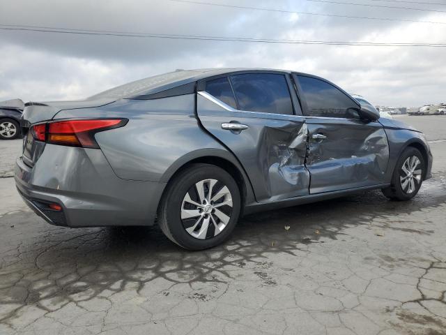 Nissan Altima S Image 10