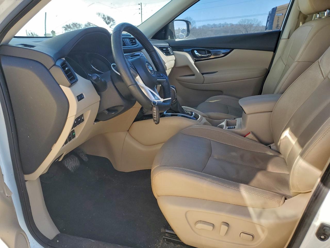 Nissan Rogue S Image 10