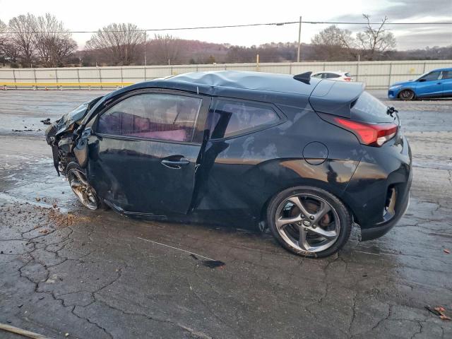 Hyundai VELOSTER Base Image 2