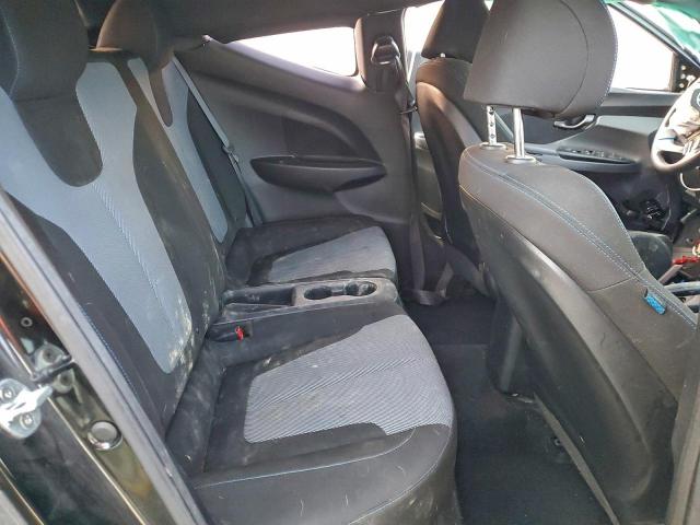 Hyundai VELOSTER Base Image 7