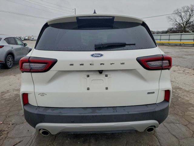 Ford Escape Image 8