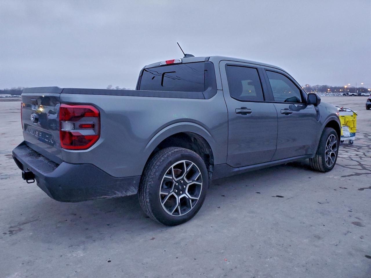 Ford Maverick L Lariat Image 2