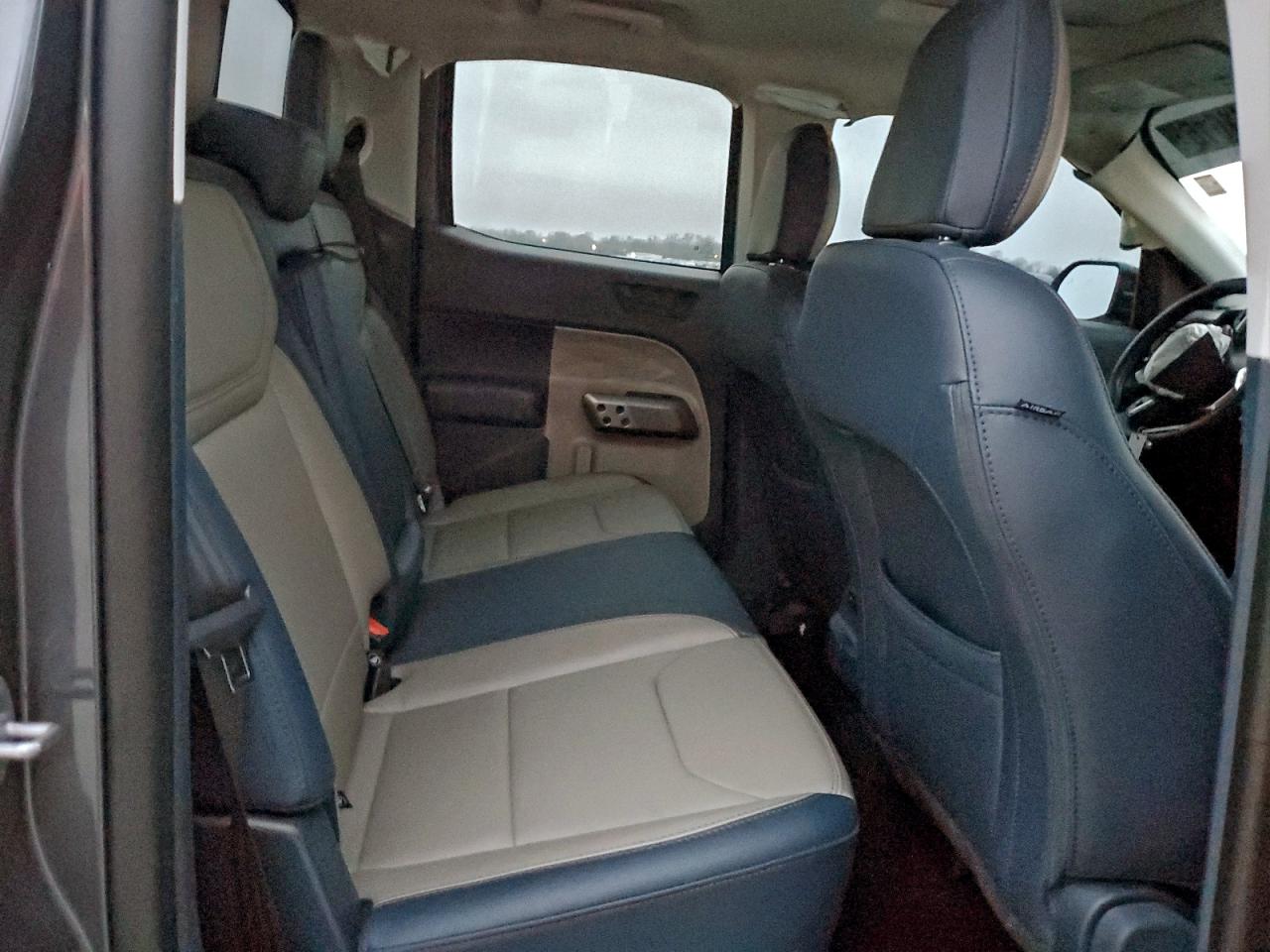 Ford Maverick L Lariat Image 10