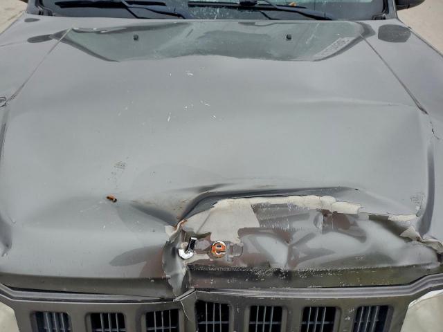 Jeep Liberty Sport Image 9