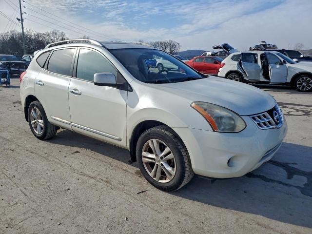 Nissan Rogue S Image 4