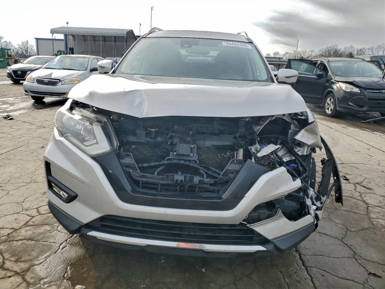 Nissan Rogue S Image 5