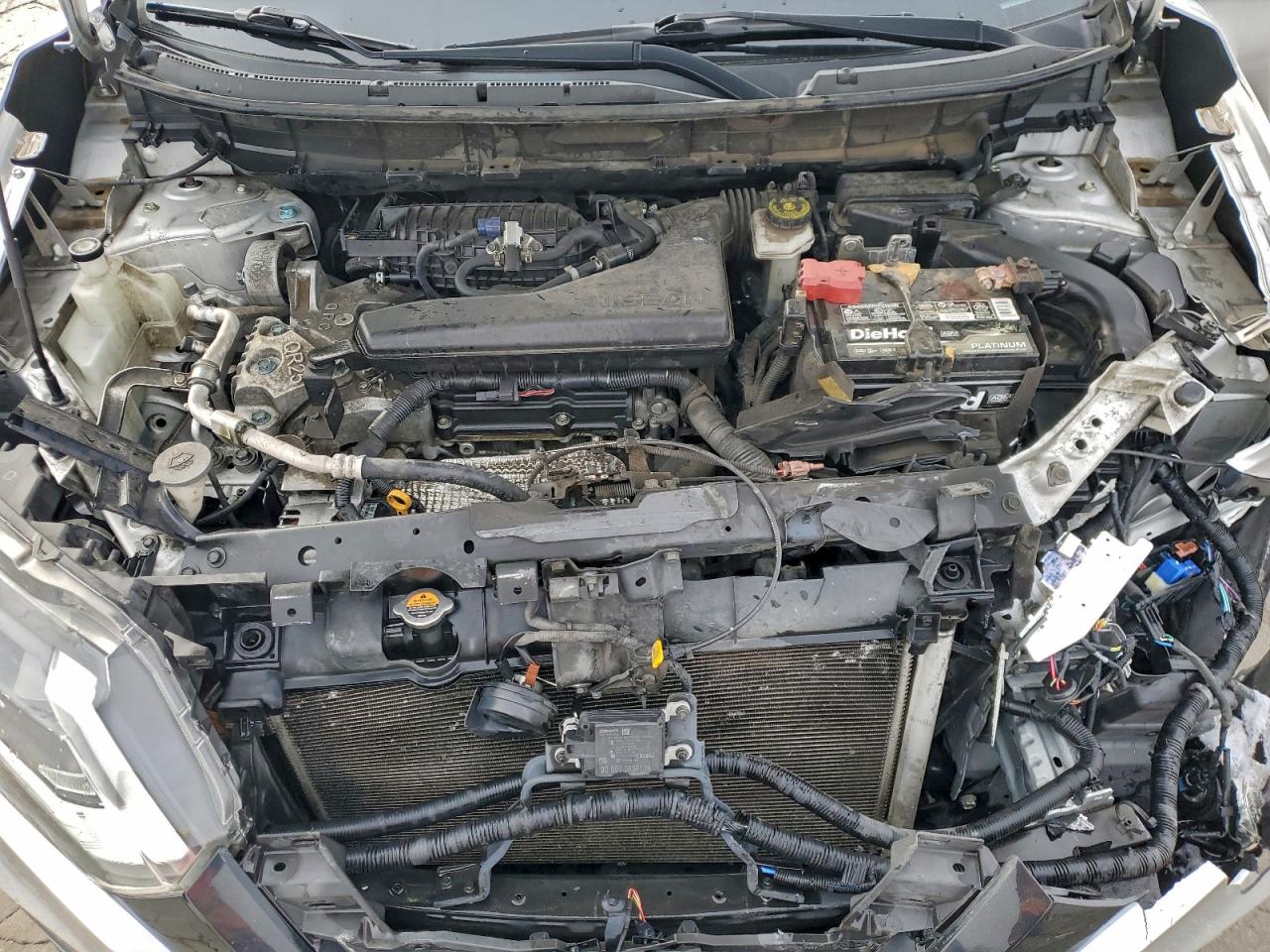 Nissan Rogue S Image 7