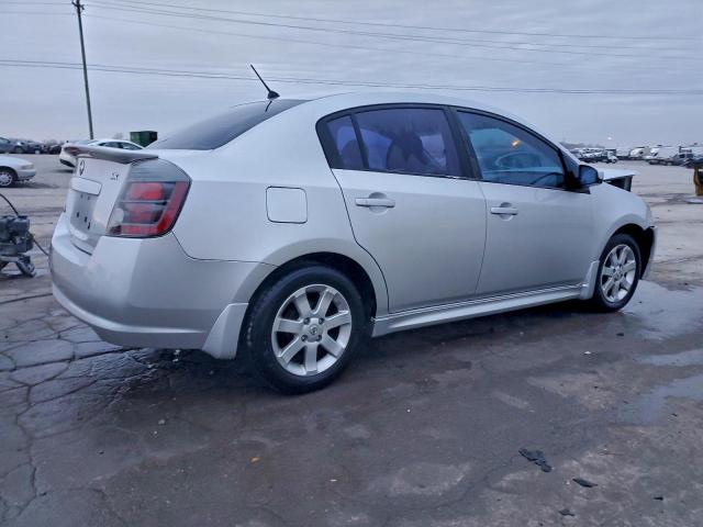 Nissan Sentra 2.0 Image 2