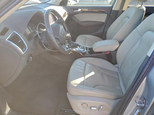 Audi Q5 Premium Plus Image 11