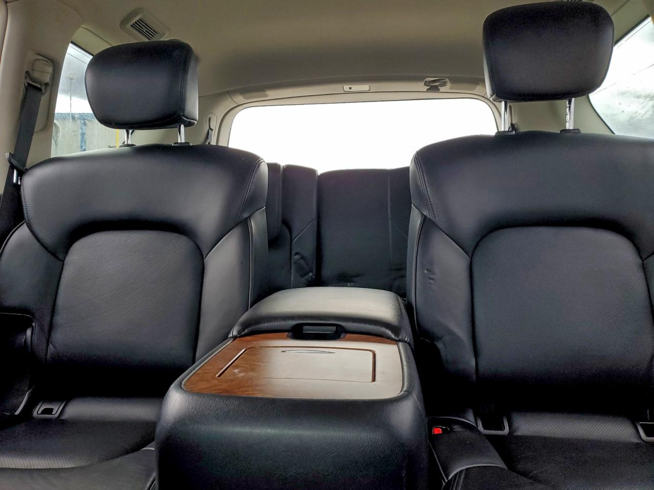 Nissan Armada Sl Image 11