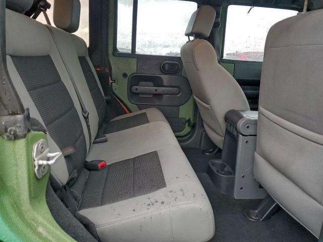 Jeep Wrangler Sahara Image 10