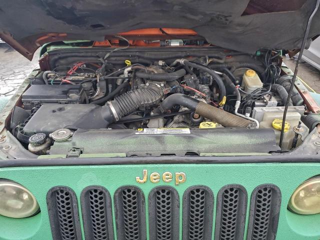 Jeep Wrangler Sahara Image 4