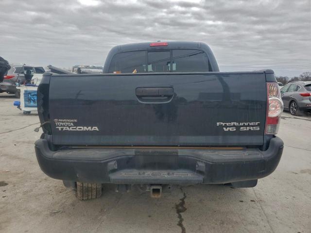 Toyota Tacoma Double Cab Prerunner Image 3