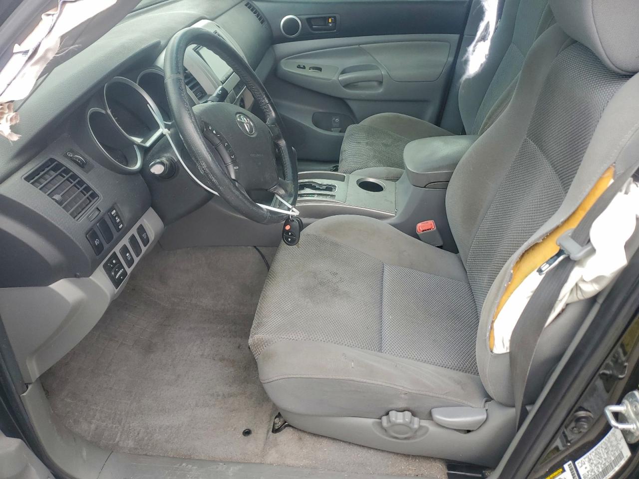 Toyota Tacoma Double Cab Prerunner Image 9