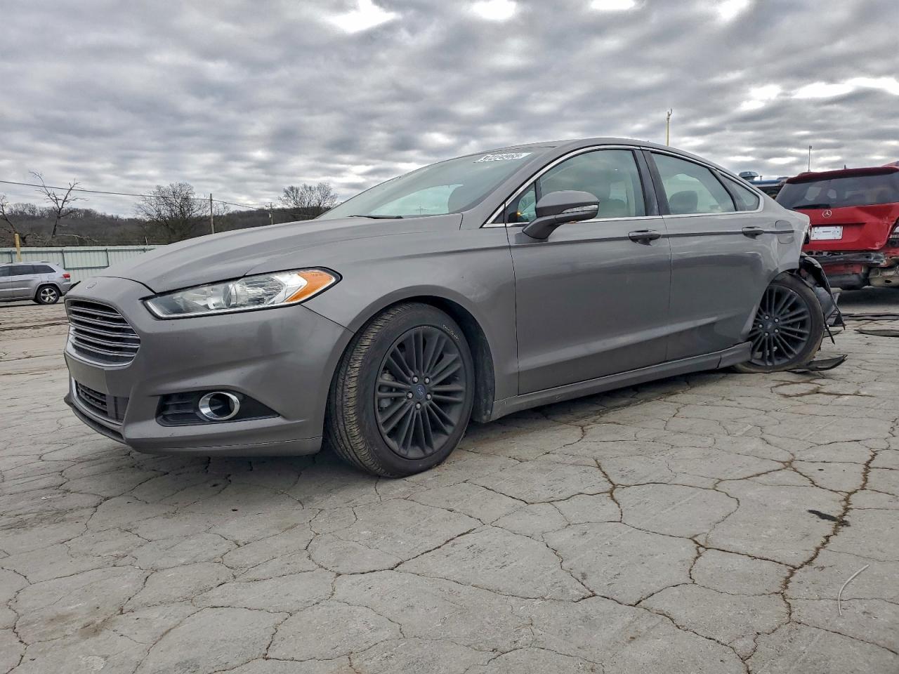 Ford Fusion Se Image 1