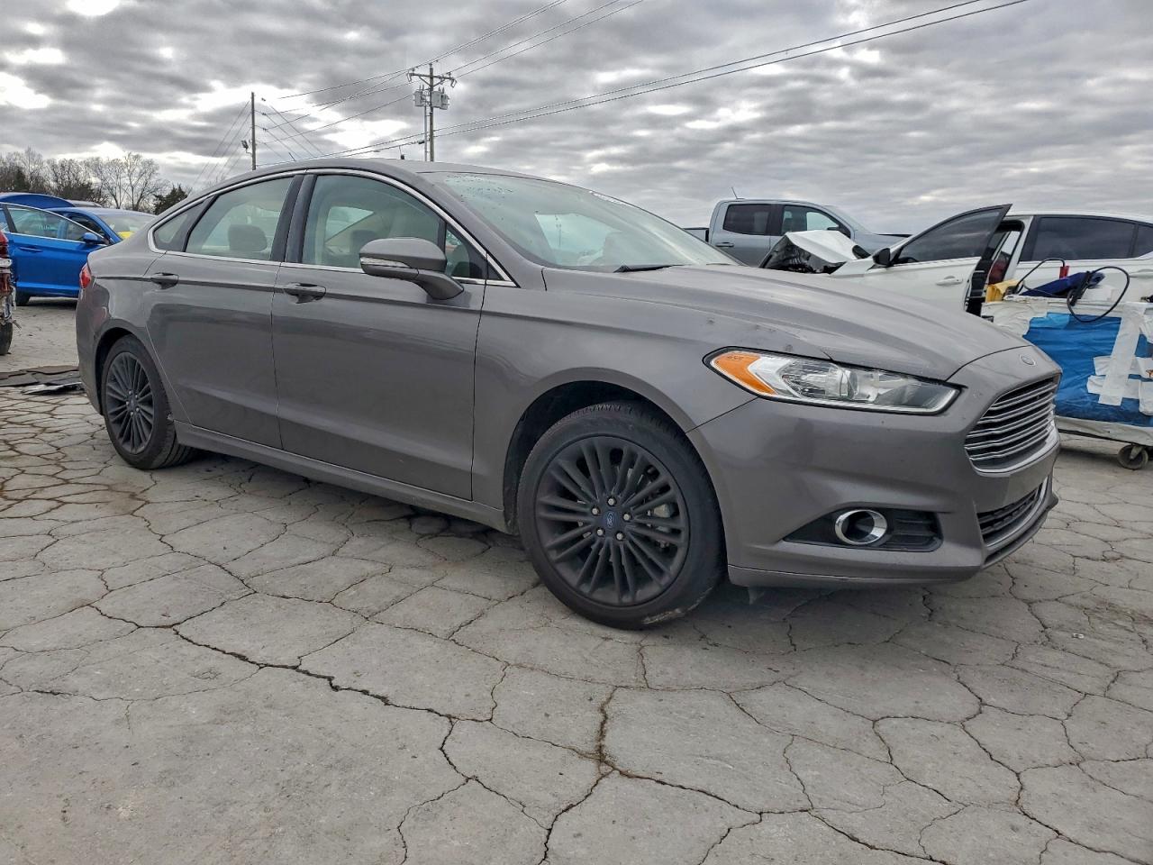 Ford Fusion Se Image 5