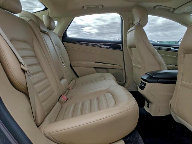 Ford Fusion Se Image 4