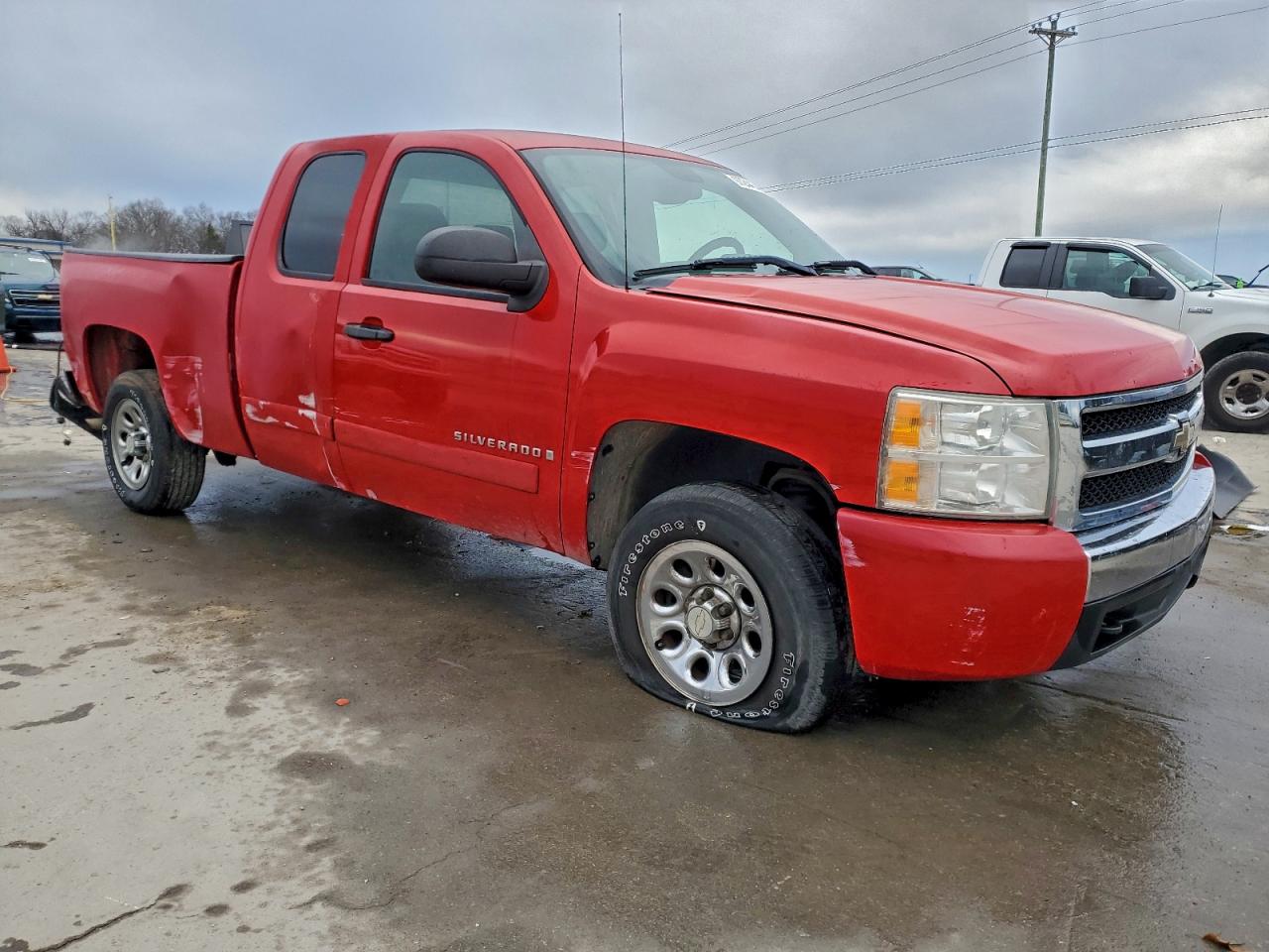 Chevrolet Silverado C1500 Image 3