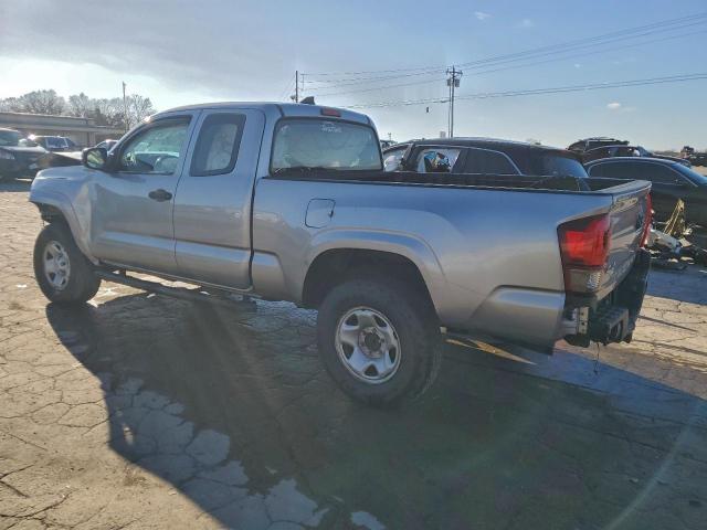 Toyota Tacoma Access Cab Image 5