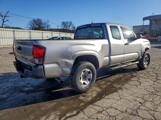 Toyota Tacoma Access Cab Image 10