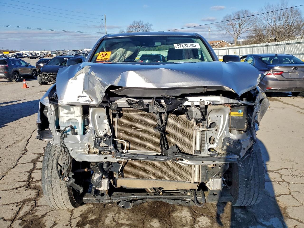 Toyota Tacoma Access Cab Image 2