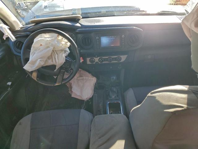 Toyota Tacoma Access Cab Image 11