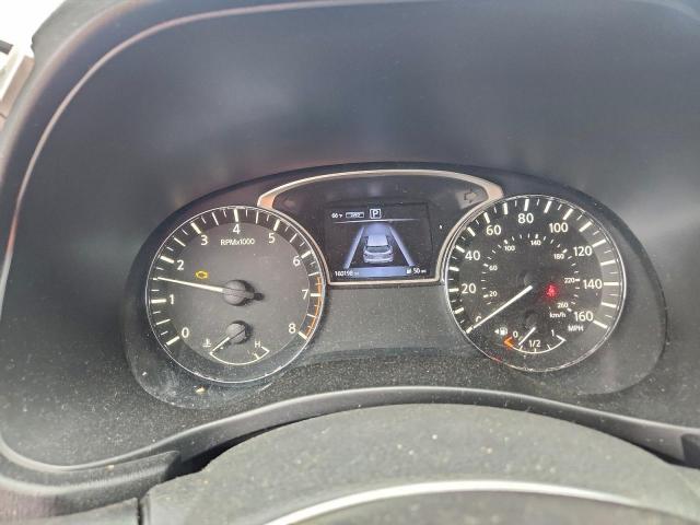 Nissan Pathfinder S Image 4