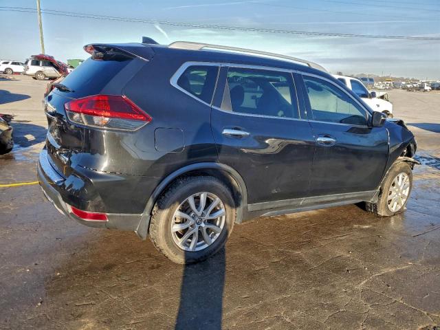 Nissan Rogue S Image 2