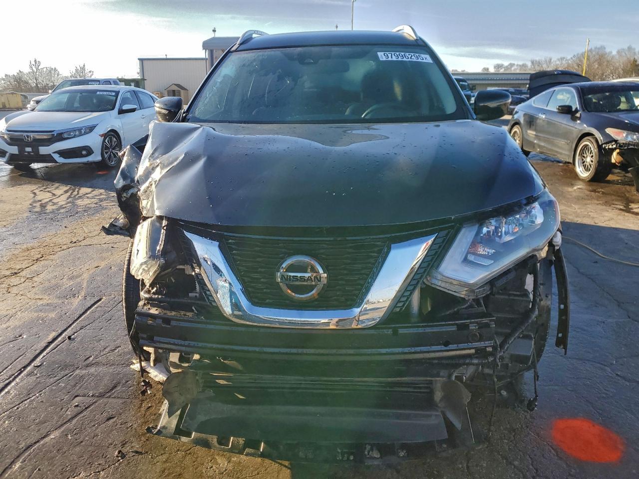 Nissan Rogue S Image 3