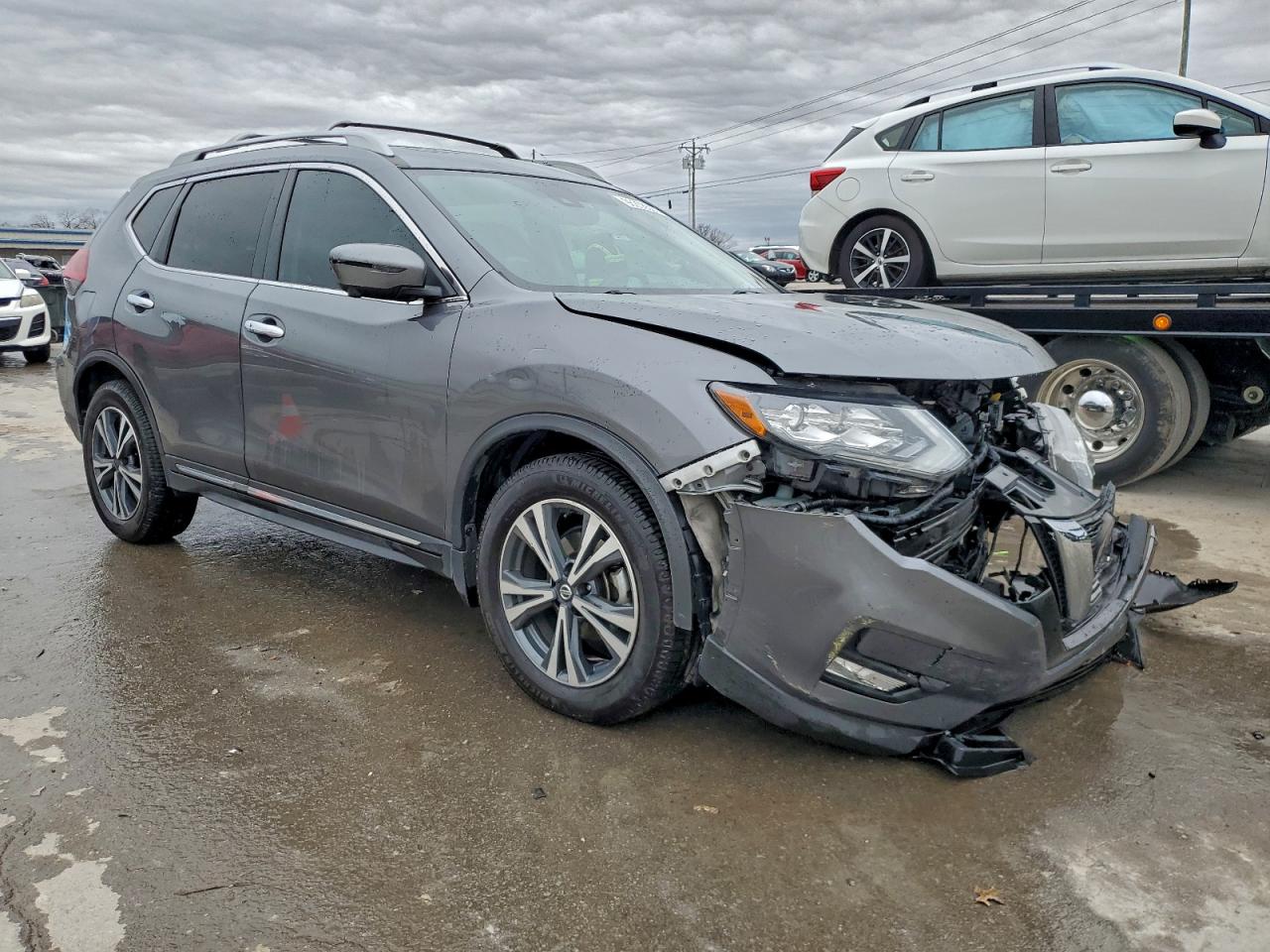 Nissan Rogue S Image 4